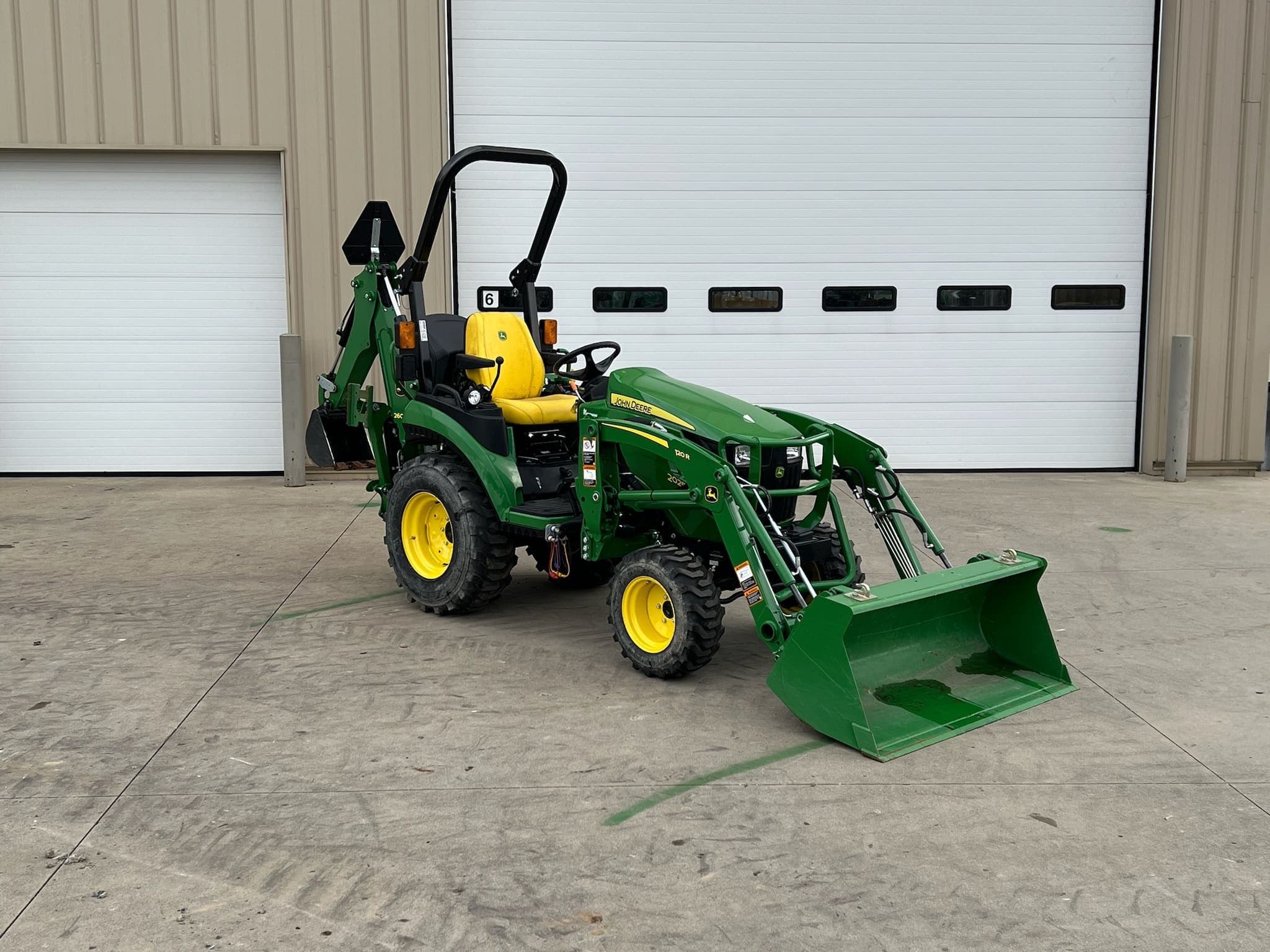 2020 John Deere 2025R Tractor listing photo